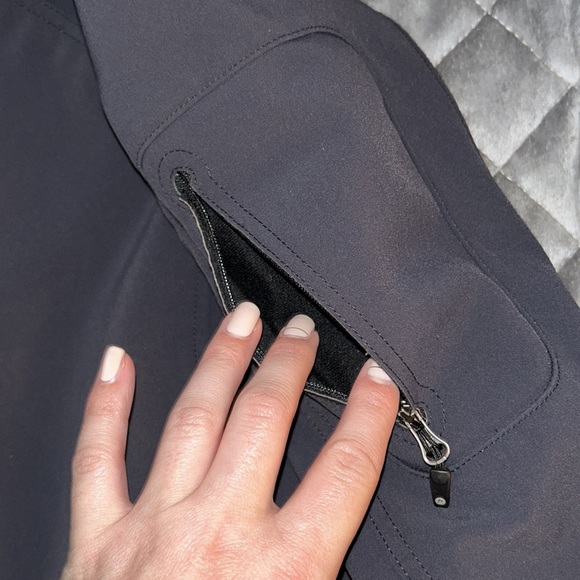 Black Marmot Jacket - Picture 9 of 10